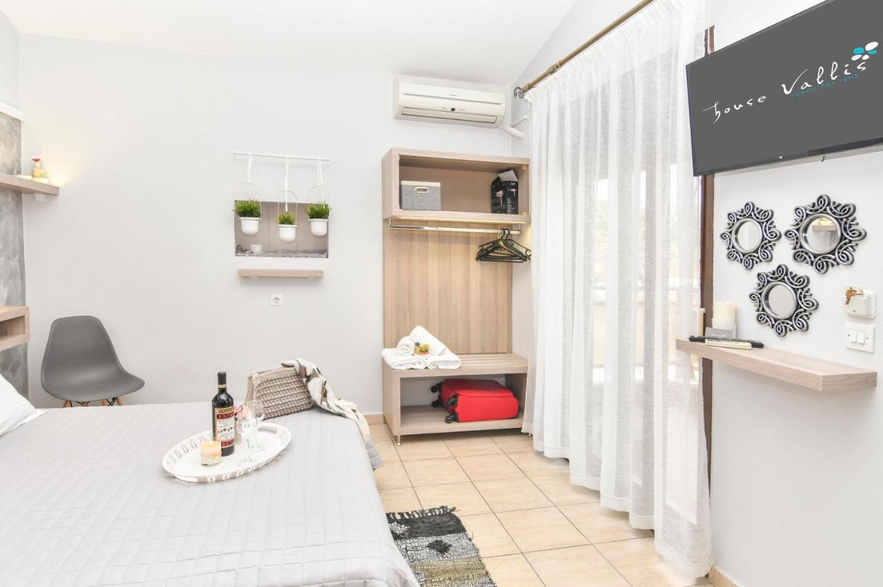 House Vallis Сарти Экстерьер фото