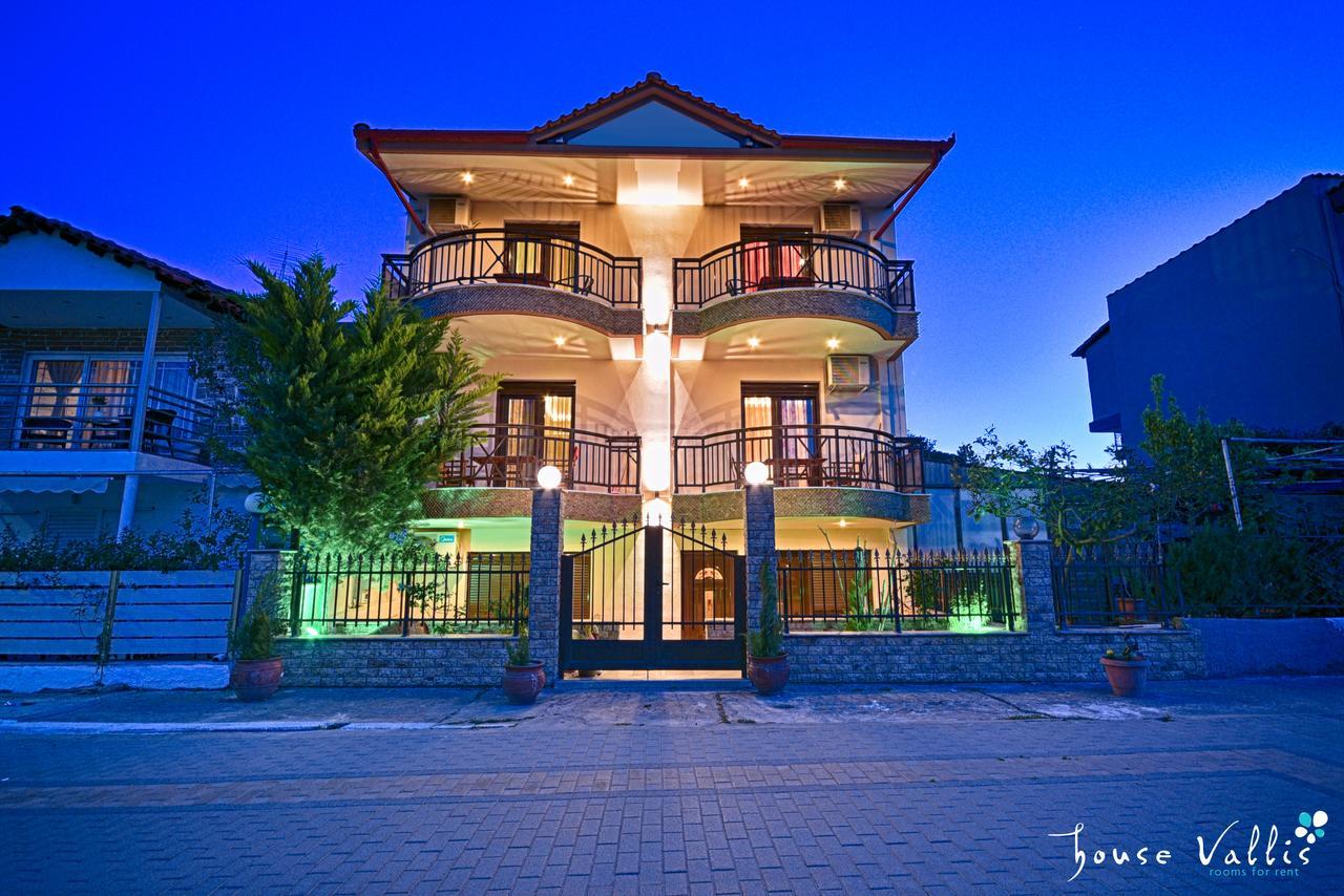 House Vallis Сарти Экстерьер фото