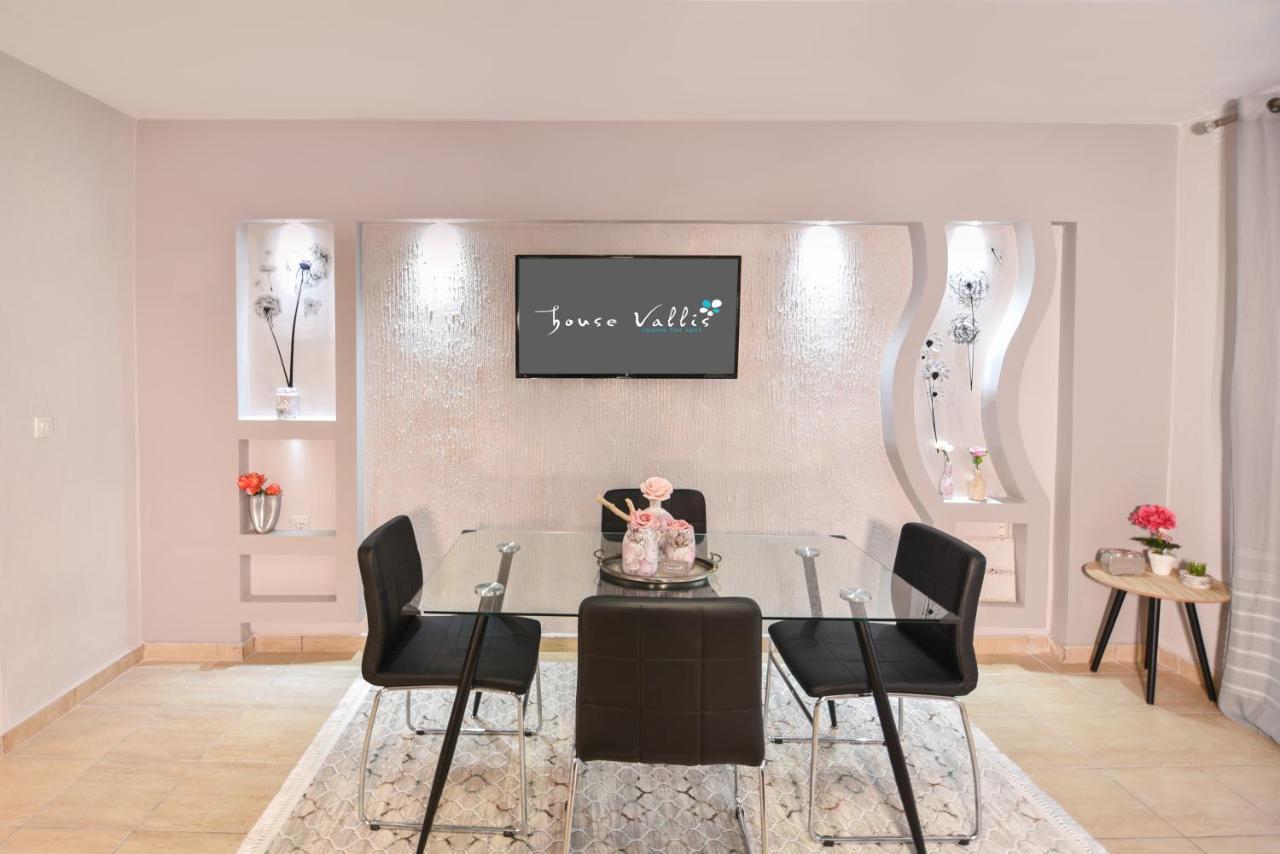 House Vallis Сарти Экстерьер фото